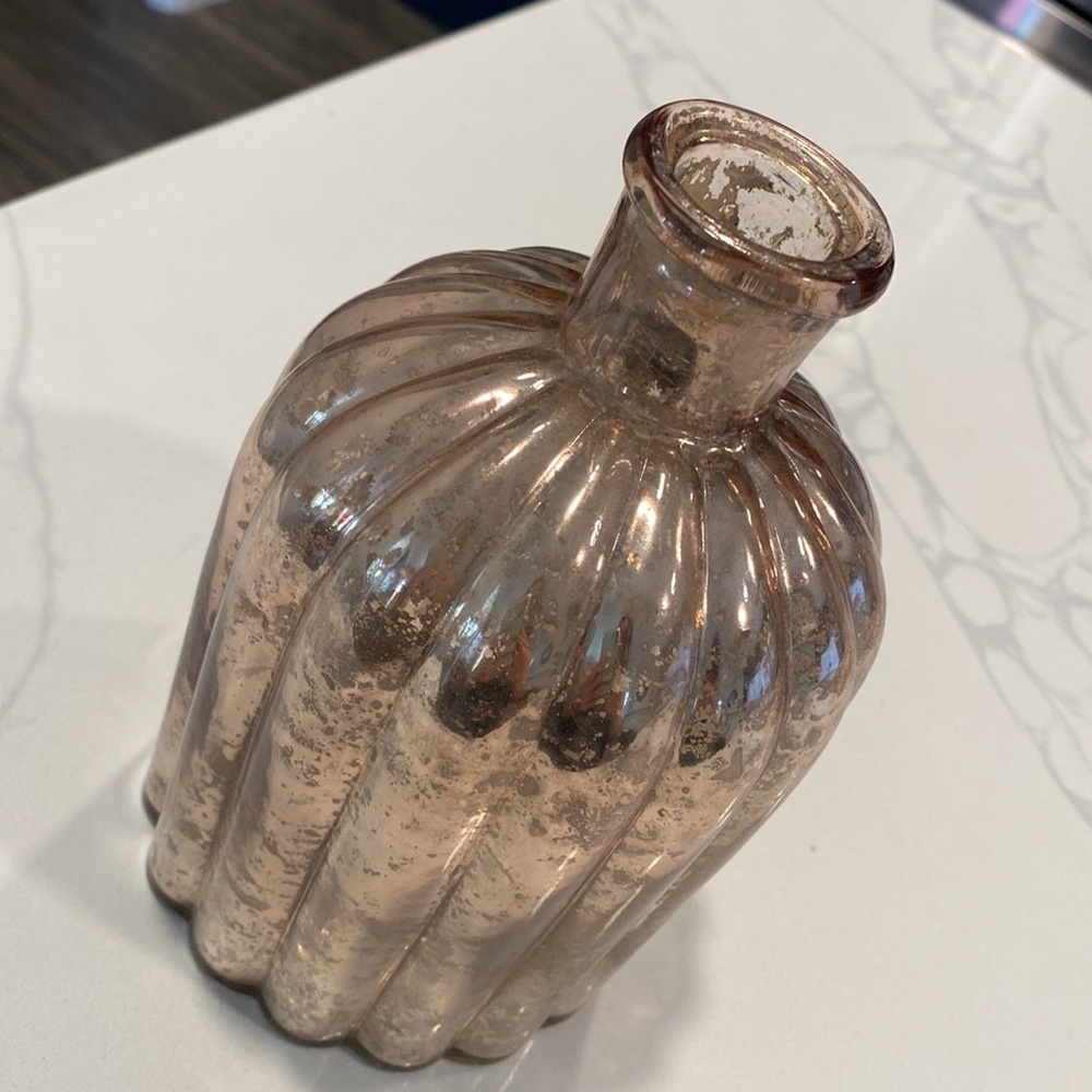 Anthropologie Vase - Picture 5 of 7